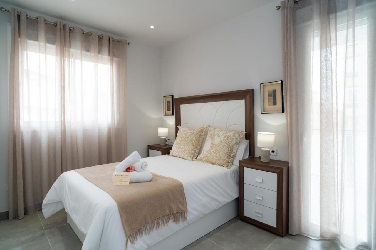 Aac Malaga - Apartamento Con Terraza, Muy Amplio, Totalmente Equipado, Cerca Del Centro Y Nuevo! Экстерьер фото