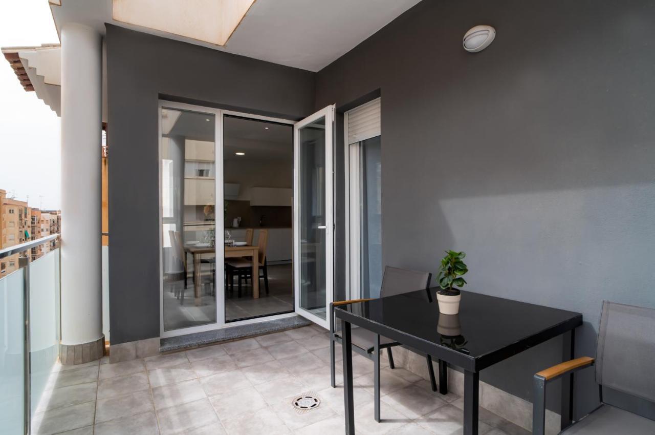 Aac Malaga - Apartamento Con Terraza, Muy Amplio, Totalmente Equipado, Cerca Del Centro Y Nuevo! Экстерьер фото