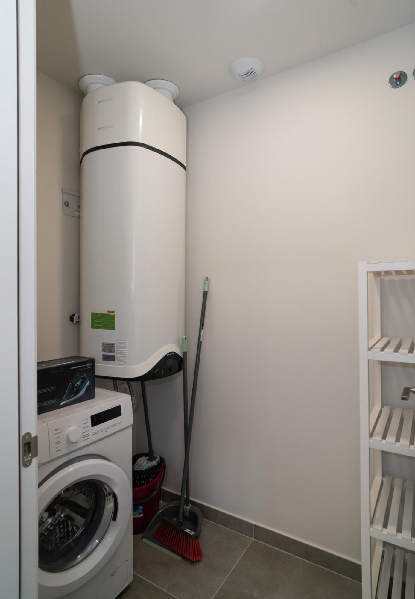 Aac Malaga - Apartamento Con Terraza, Muy Amplio, Totalmente Equipado, Cerca Del Centro Y Nuevo! Номер фото